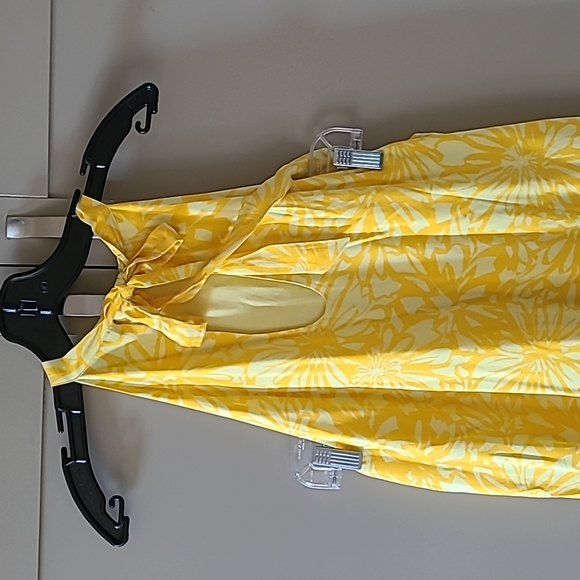 Modcloth yellow floral dress. Size L 3/$30 - Picture 3 of 6